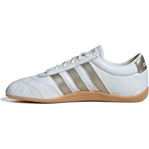 adidas Women’s Grand Court Lo Sneakers(Crystal White/Cyber Metallic/Gum)