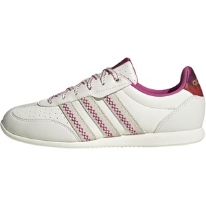 adidas Women’s Barreda Low(Off White/Off White/Bahia Magenta)