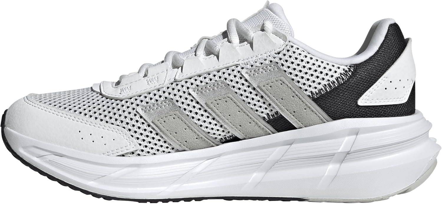 image:imageAdidas Womens AstrastarWhiteSilver MetallicBlack