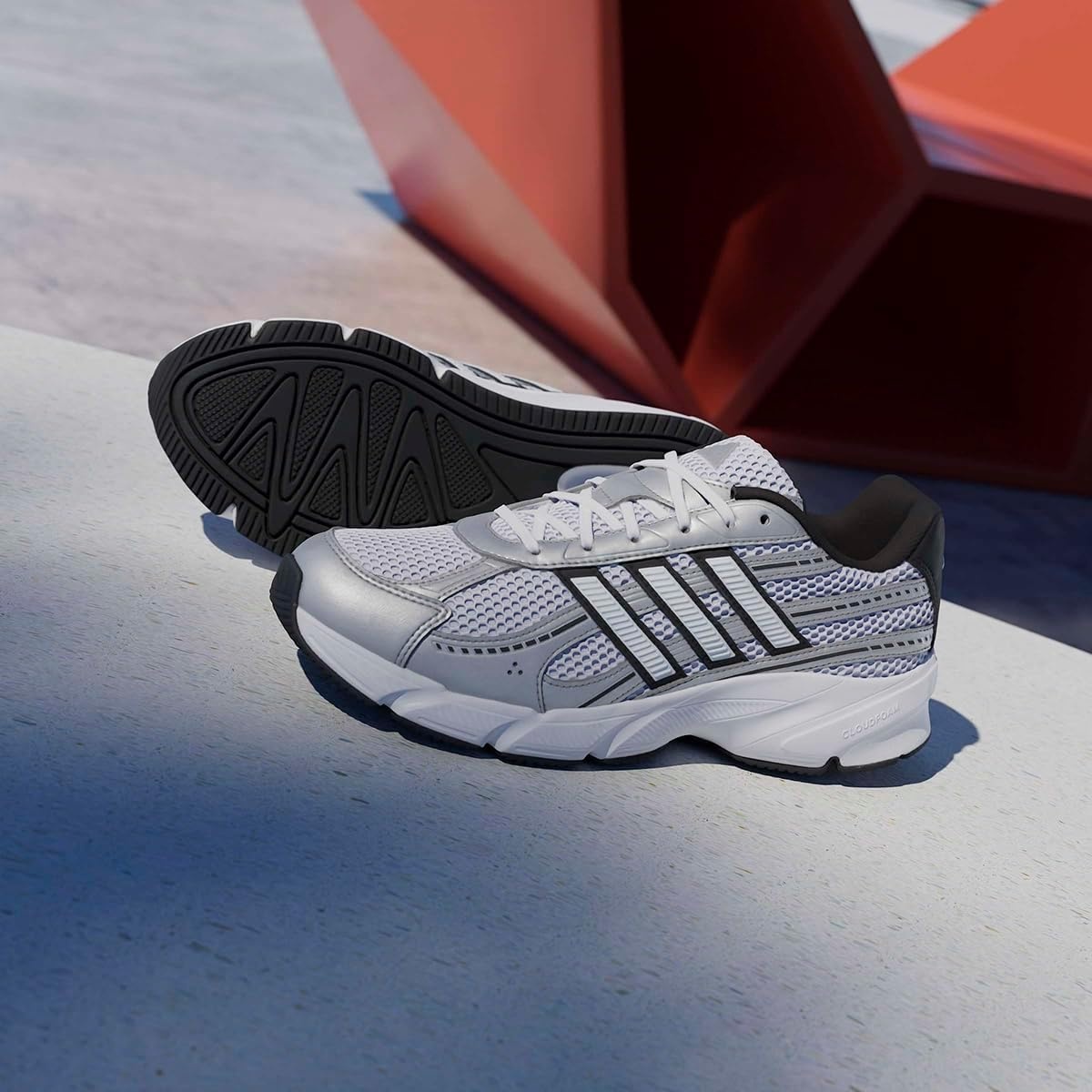 image:imageadidas Mens Technochaos 2000WhiteWhiteBlack