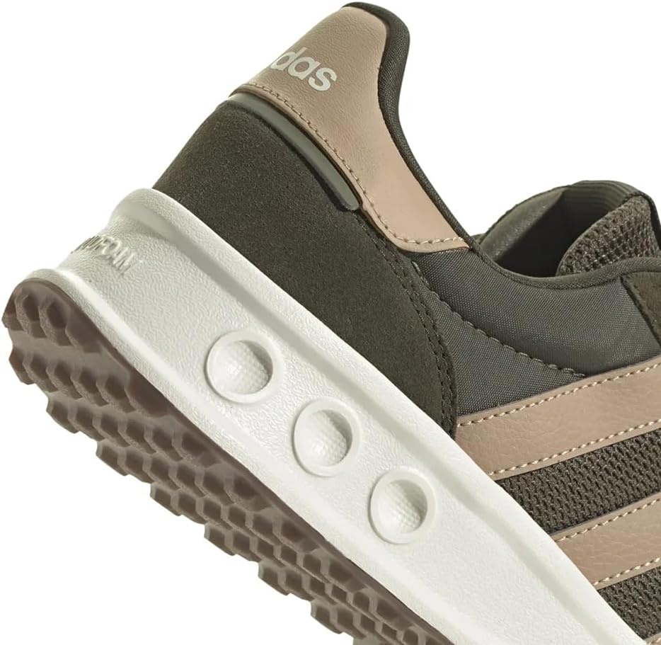 image:imageAdidas Mens Run 84Olive StrataWarm SandstoneNight Cargo