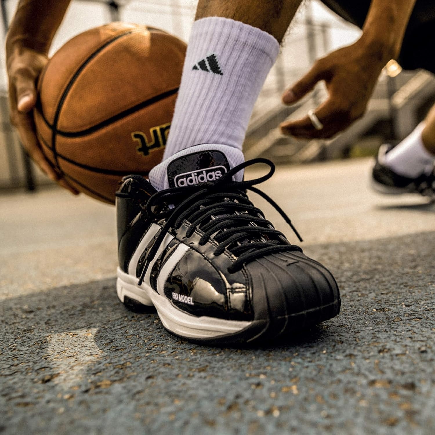image:imageadidas Unisex 5Star TRAXION Grip Crew Socks 1 Pair for Training and Multiple SportsBlackWhite